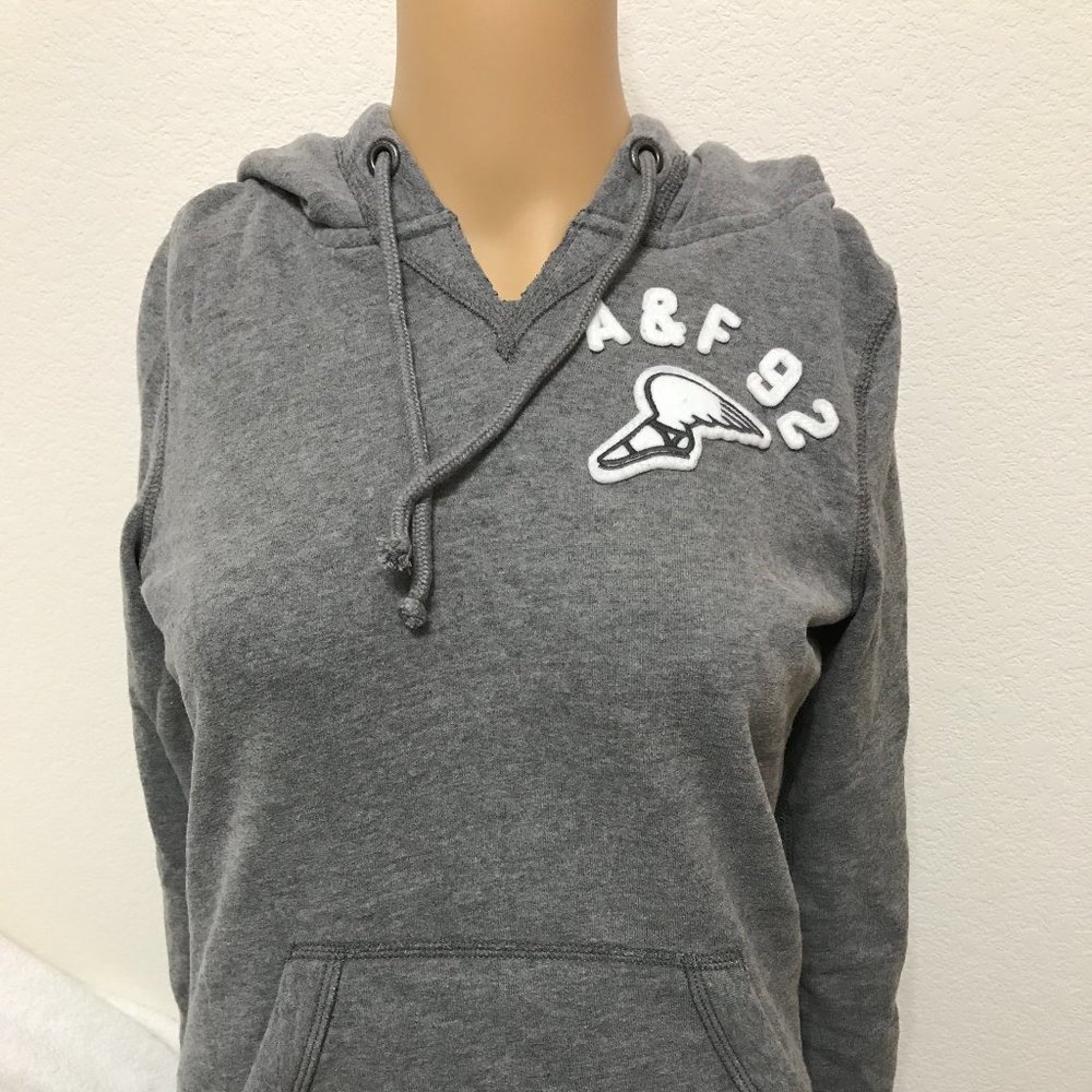 NEW A & F LOGO Pullover Hoodie  grey  in size S